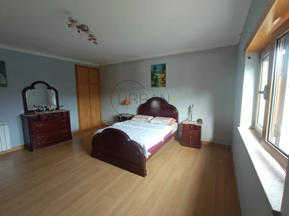 Moradia T7 para Venda em Lordosa Foto 12