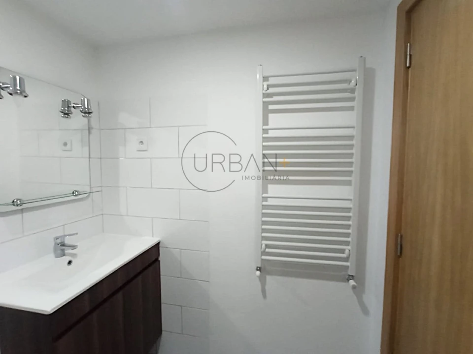 Moradia T7 para Venda em Lordosa Foto 27