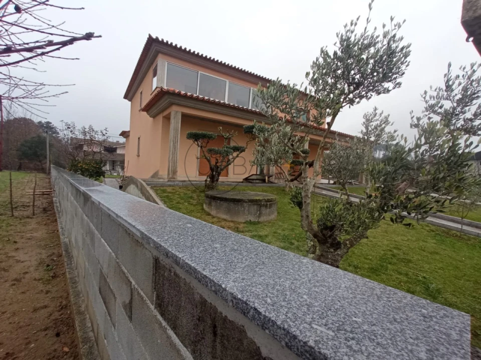 Moradia T7 para Venda em Lordosa Foto 37