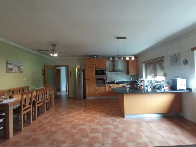 Moradia T7 para Venda em Lordosa Foto 8