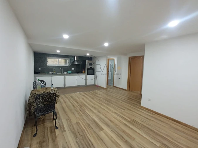 Moradia T7 para Venda em Lordosa Foto 25