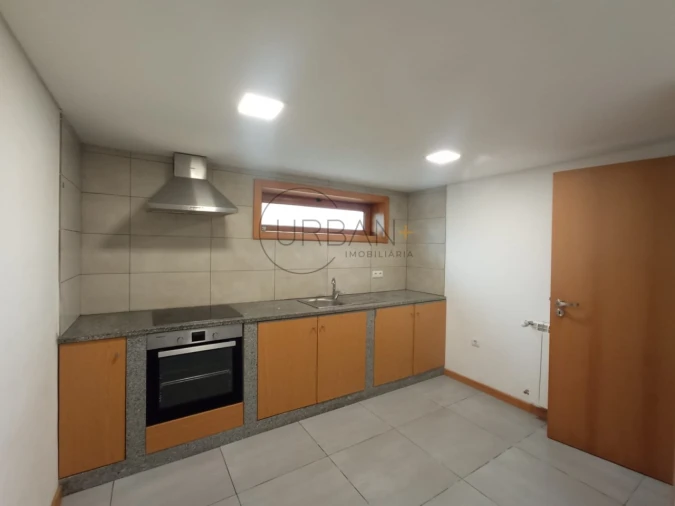 Moradia T7 para Venda em Lordosa Foto 31