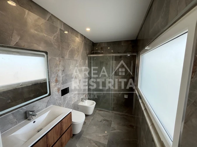 Moradia T5 para Venda em Azeitão (São Lourenço e São Simão) Foto 21