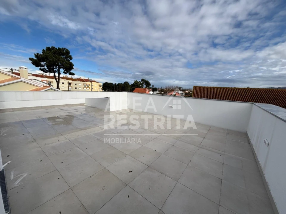 Moradia T5 para Venda em Azeitão (São Lourenço e São Simão) Foto 20