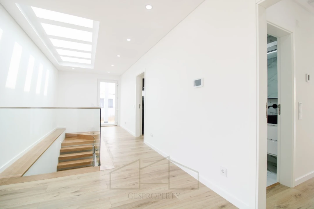 Moradia T4 para Venda em Azeitão (São Lourenço e São Simão) Foto 25