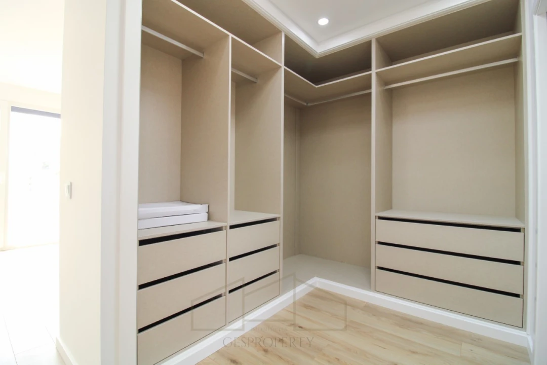 Moradia T4 para Venda em Azeitão (São Lourenço e São Simão) Foto 38