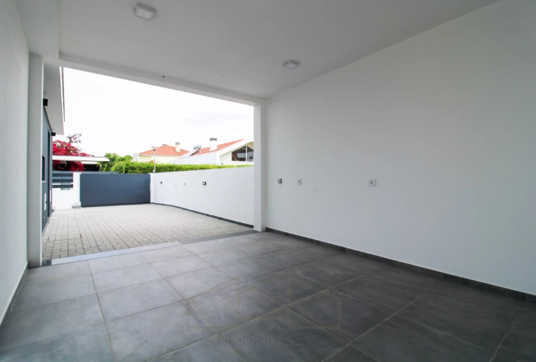 Moradia T4 para Venda em Azeitão (São Lourenço e São Simão) Foto 51