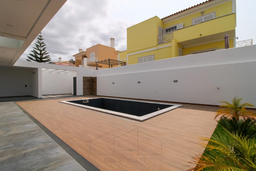 Moradia T4 para Venda em Azeitão (São Lourenço e São Simão) Foto 60