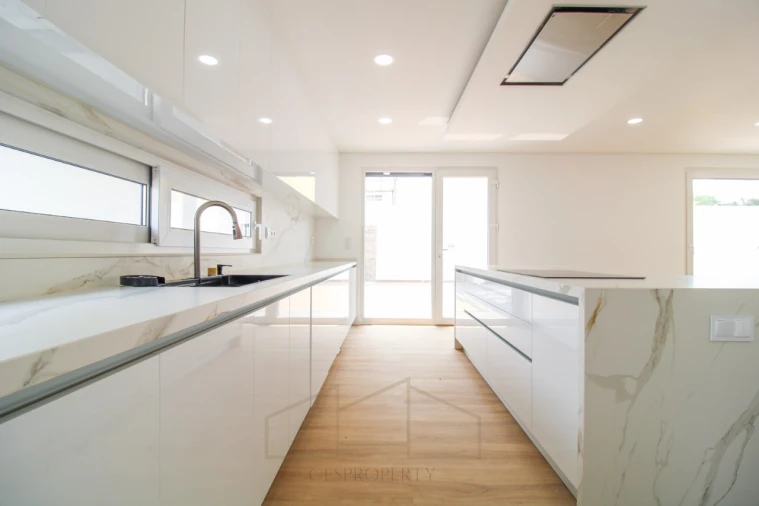 Moradia T4 para Venda em Azeitão (São Lourenço e São Simão) Foto 14