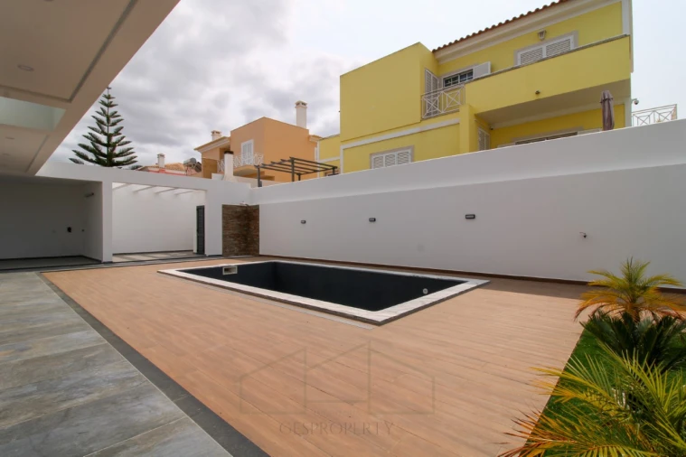 Moradia T4 para Venda em Azeitão (São Lourenço e São Simão) Foto 60