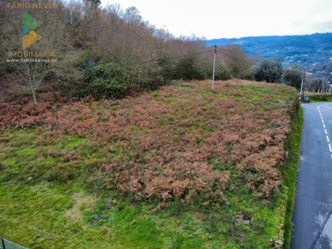 Terreno para Venda em Souto e Tabaçô