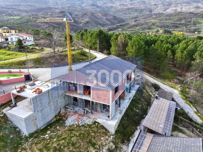 Moradia T3 para Venda em Adoufe e Vilarinho de Samardã Foto 11