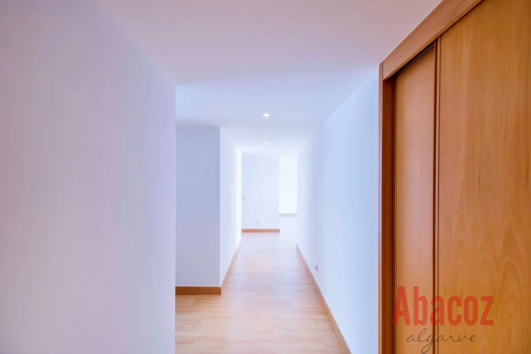 Apartamento T2 para Venda em Lagos (São Sebastião e Santa Maria) Foto 10