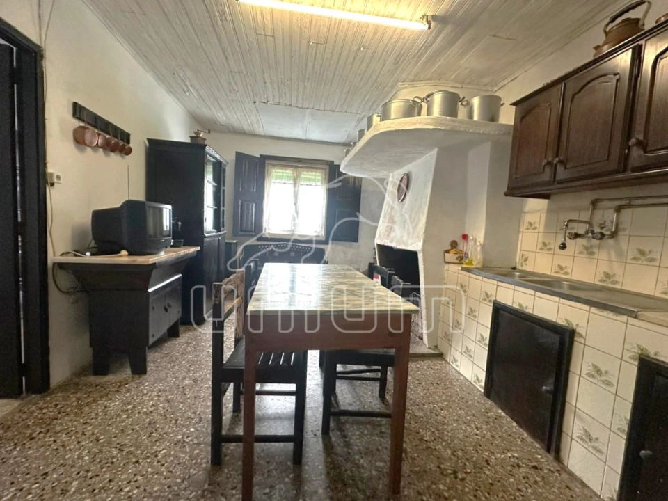 Moradia T4 para Venda em Ponte da Barca, V.N. Muía, Paço Vedro Magalhães Foto 10