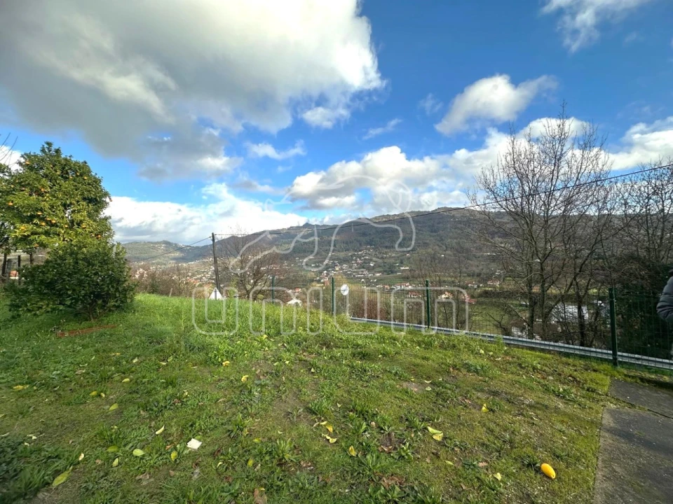 Moradia T4 para Venda em Ponte da Barca, V.N. Muía, Paço Vedro Magalhães Foto 3