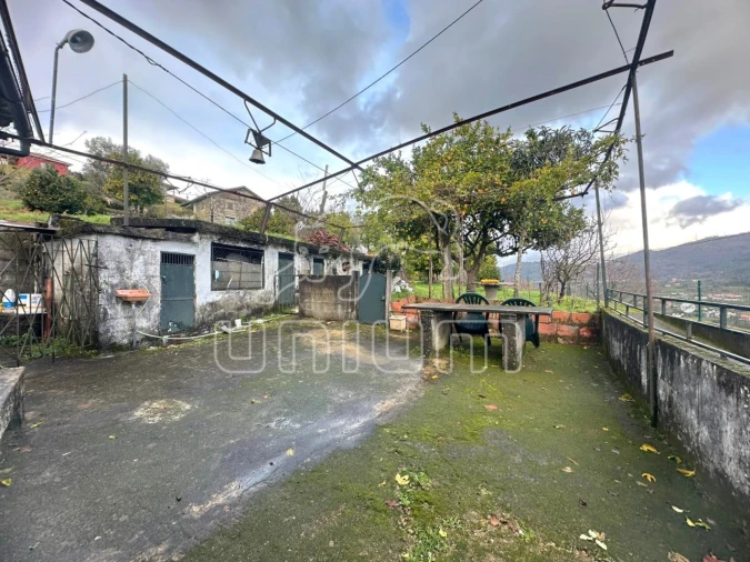 Moradia T4 para Venda em Ponte da Barca, V.N. Muía, Paço Vedro Magalhães Foto 7