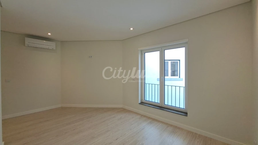 Apartamento T2 para Venda em Cascais e Estoril Foto 7