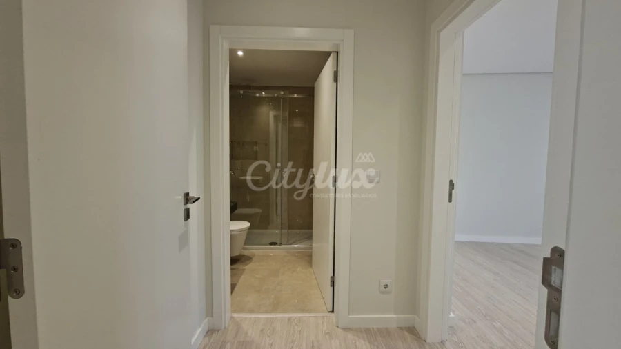 Apartamento T2 para Venda em Cascais e Estoril Foto 16