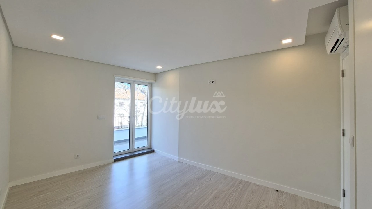 Apartamento T2 para Venda em Cascais e Estoril Foto 15