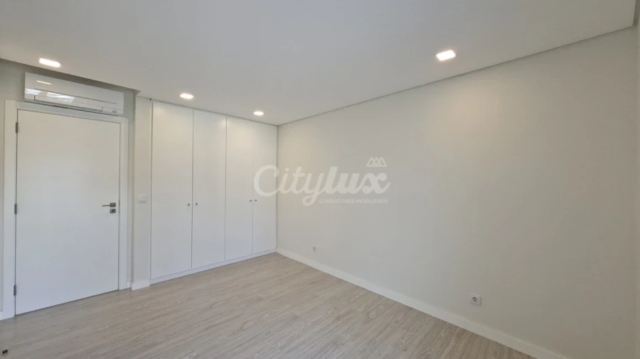 Apartamento T2 para Venda em Cascais e Estoril Foto 16