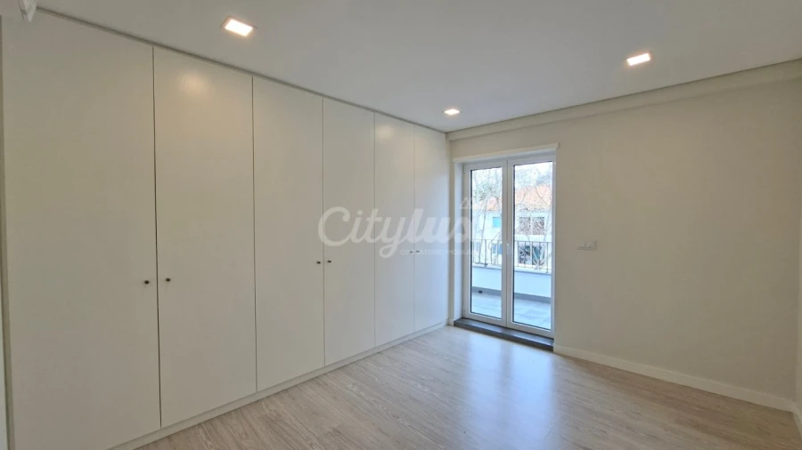 Apartamento T2 para Venda em Cascais e Estoril Foto 14