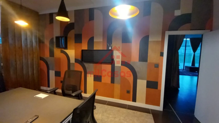 Escritório para Arrendamento em Santa Maria, São Pedro e Matacães