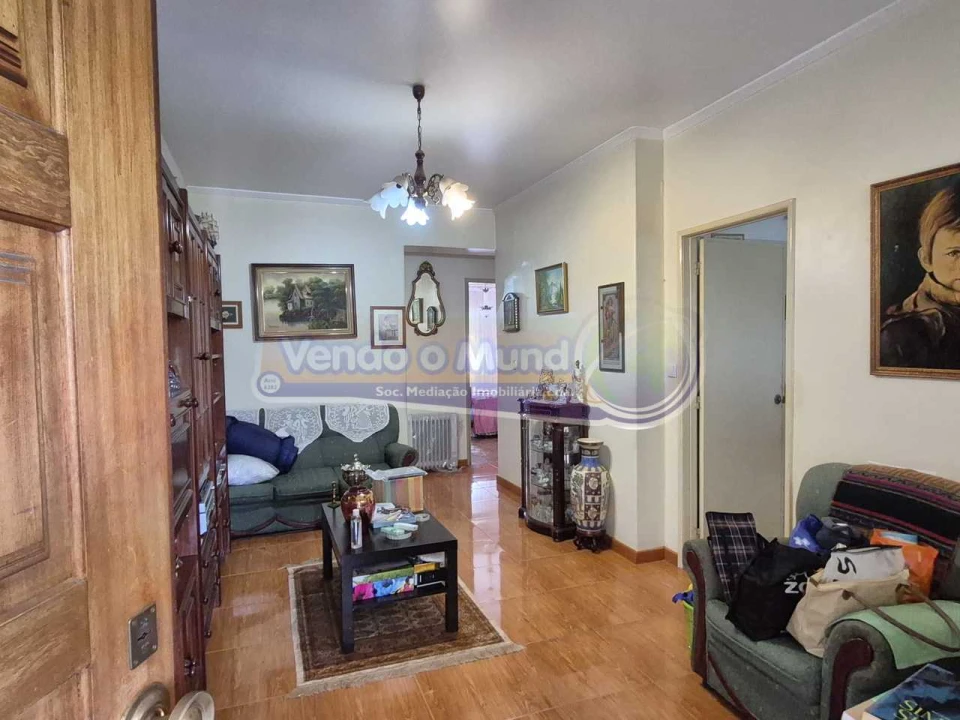 Apartamento T2 para Venda em Vila Franca de Xira Foto 4