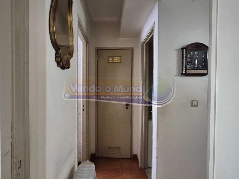 Apartamento T2 para Venda em Vila Franca de Xira Foto 10