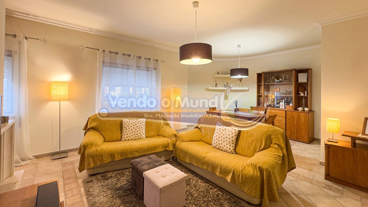 Apartamento T3 para Venda em Benavente Foto 7