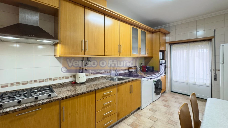 Apartamento T3 para Venda em Benavente Foto 15