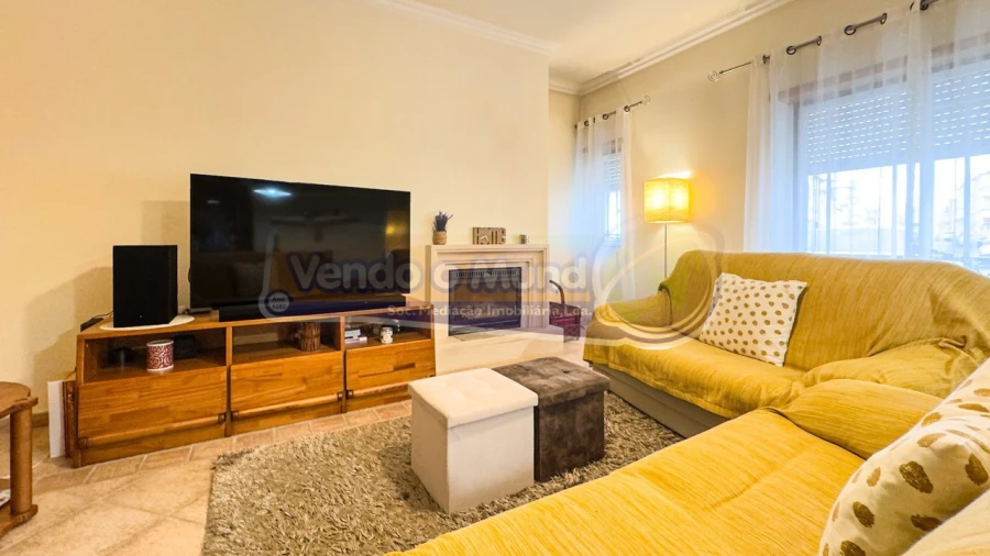 Apartamento T3 para Venda em Benavente Foto 8