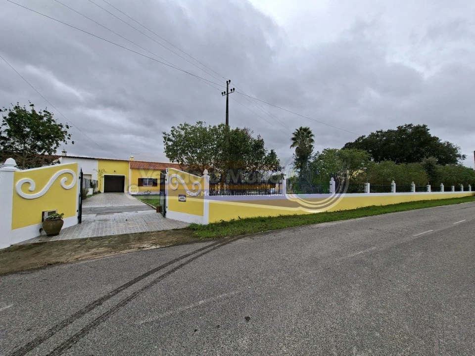 Moradia T3 para Venda em Glória do Ribatejo e Granho Foto 1