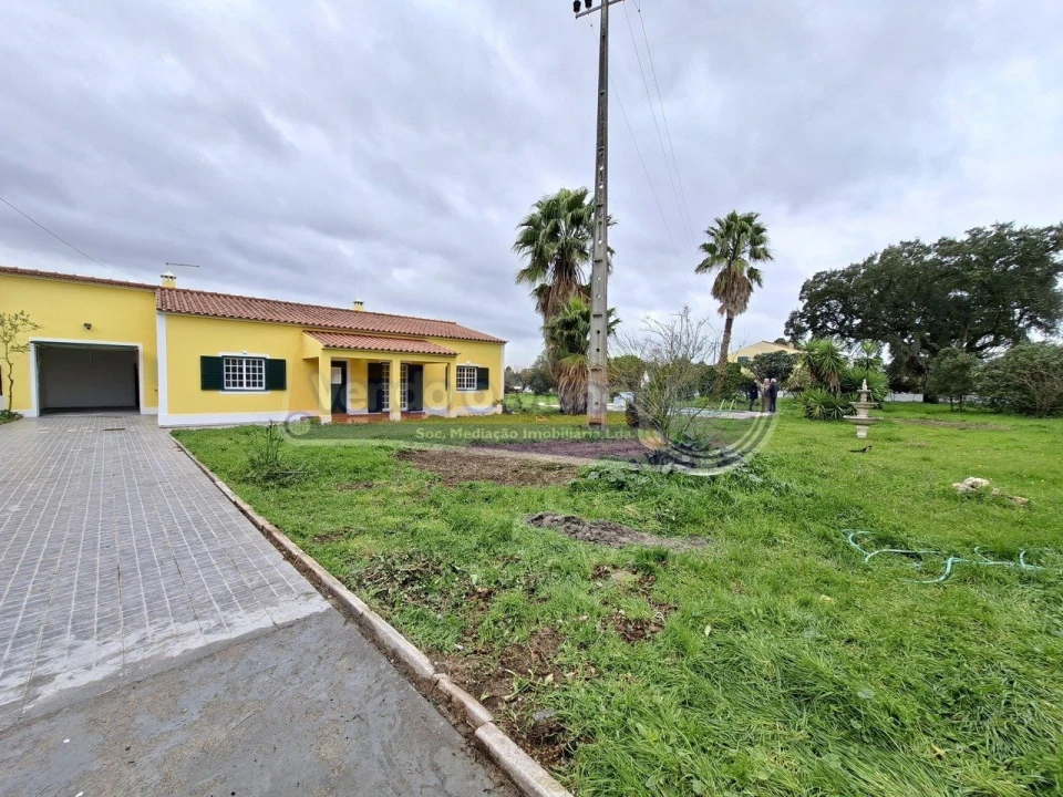 Moradia T3 para Venda em Glória do Ribatejo e Granho Foto 2