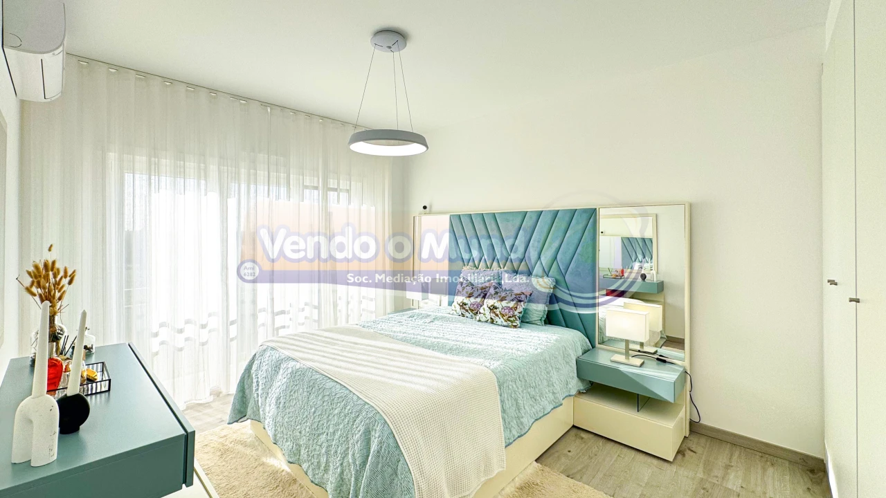Apartamento T3 para Venda em Benavente Foto 9