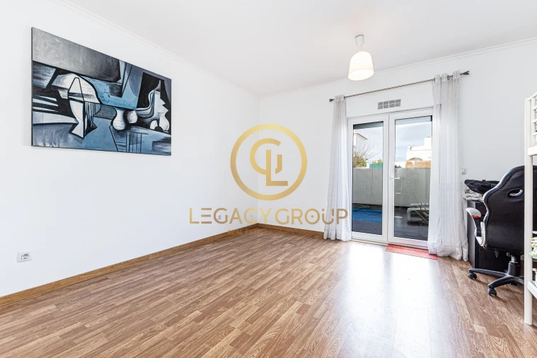 Moradia T4 para Venda em Alcantarilha e Pêra Foto 10