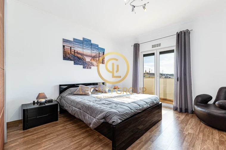 Moradia T4 para Venda em Alcantarilha e Pêra Foto 16