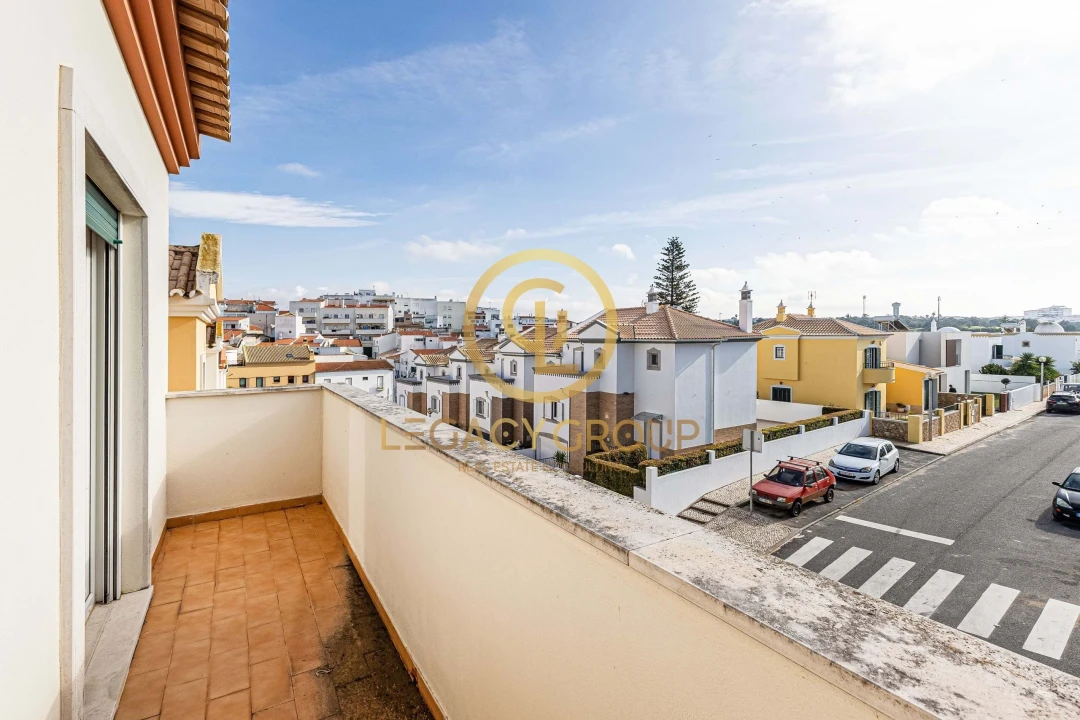 Moradia T4 para Venda em Alcantarilha e Pêra Foto 18