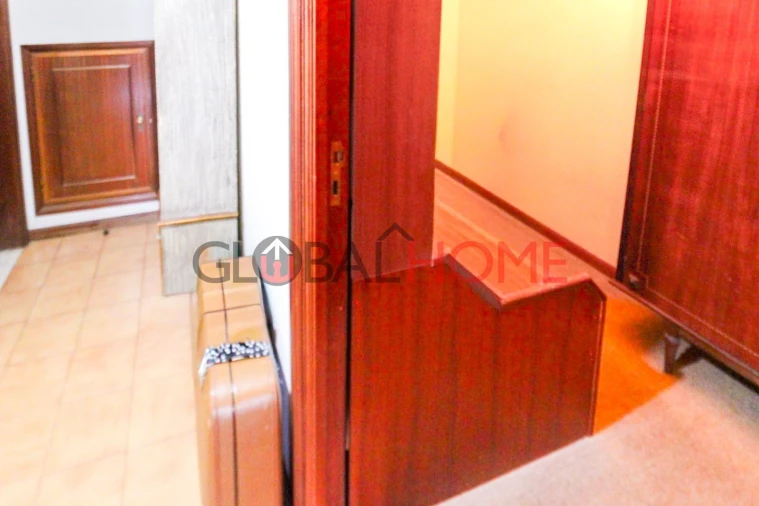 Apartamento T1 para Venda em Mafamude e Vilar do Paraíso Foto 9