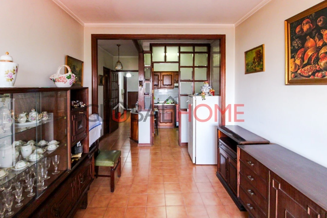 Apartamento T1 para Venda em Mafamude e Vilar do Paraíso Foto 2