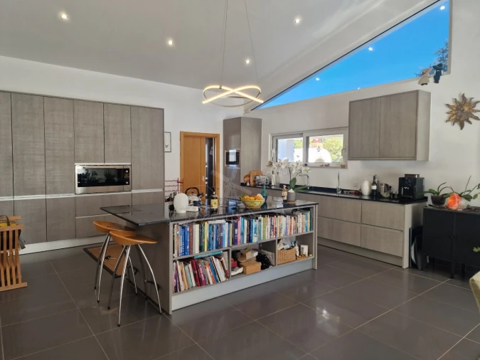 Moradia T3 para Venda em São Brás de Alportel Foto 2