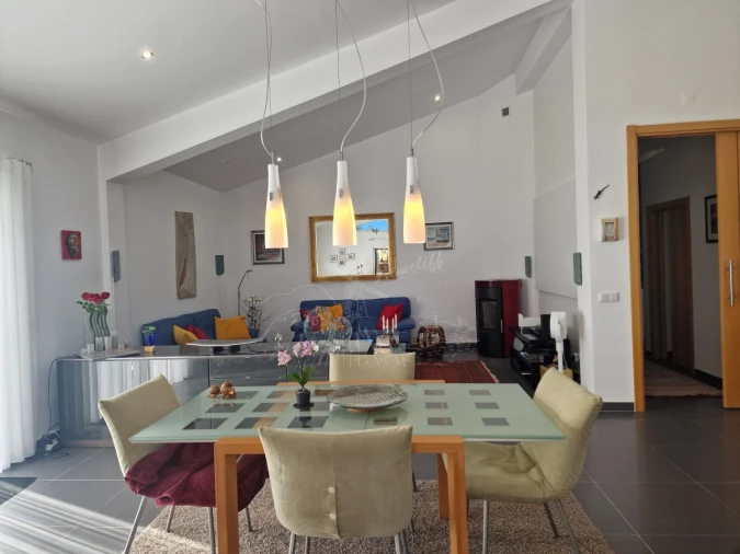 Moradia T3 para Venda em São Brás de Alportel Foto 5