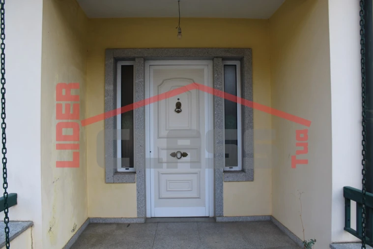 Moradia T4 para Venda em Mirandela Foto 14