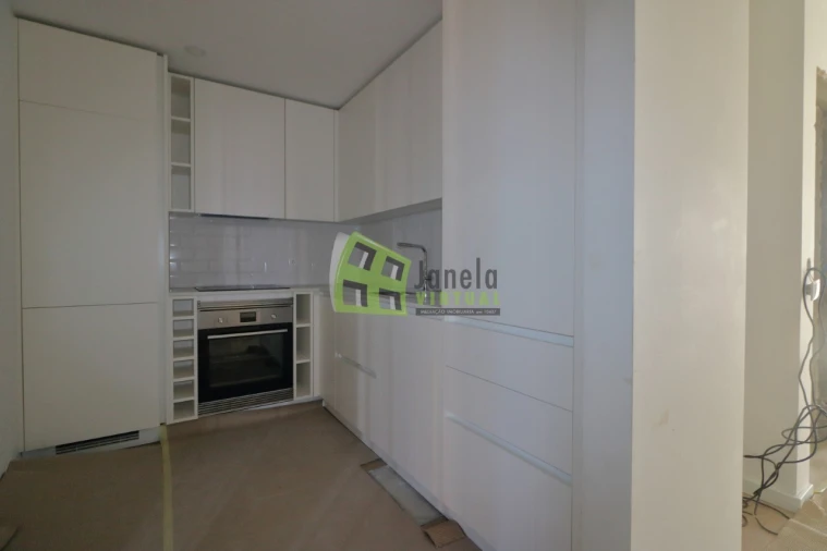 Apartamento T1 para Venda em Quinta do Conde Foto 1