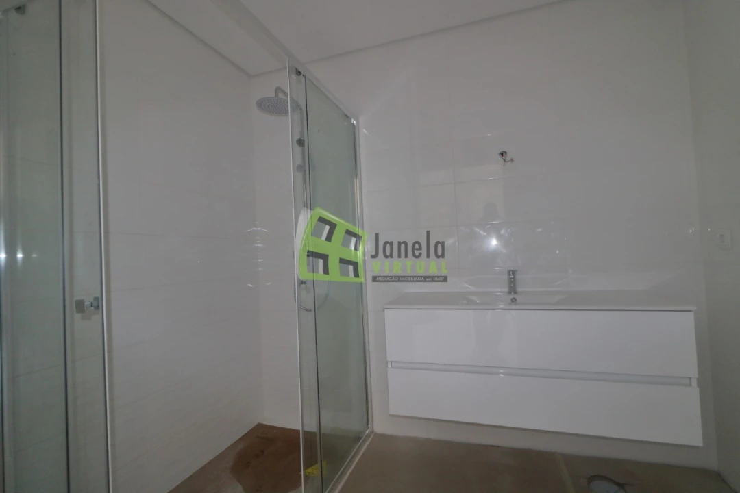 Apartamento T2 para Venda em Quinta do Conde Foto 7