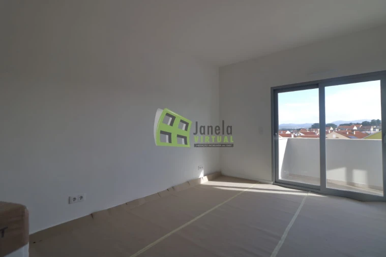 Apartamento T3 para Venda em Quinta do Conde Foto 11