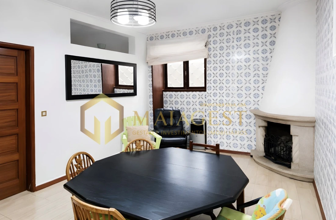 Moradia T6 para Venda em Avintes Foto 2