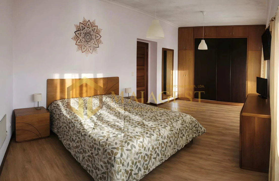 Moradia T6 para Venda em Avintes Foto 9