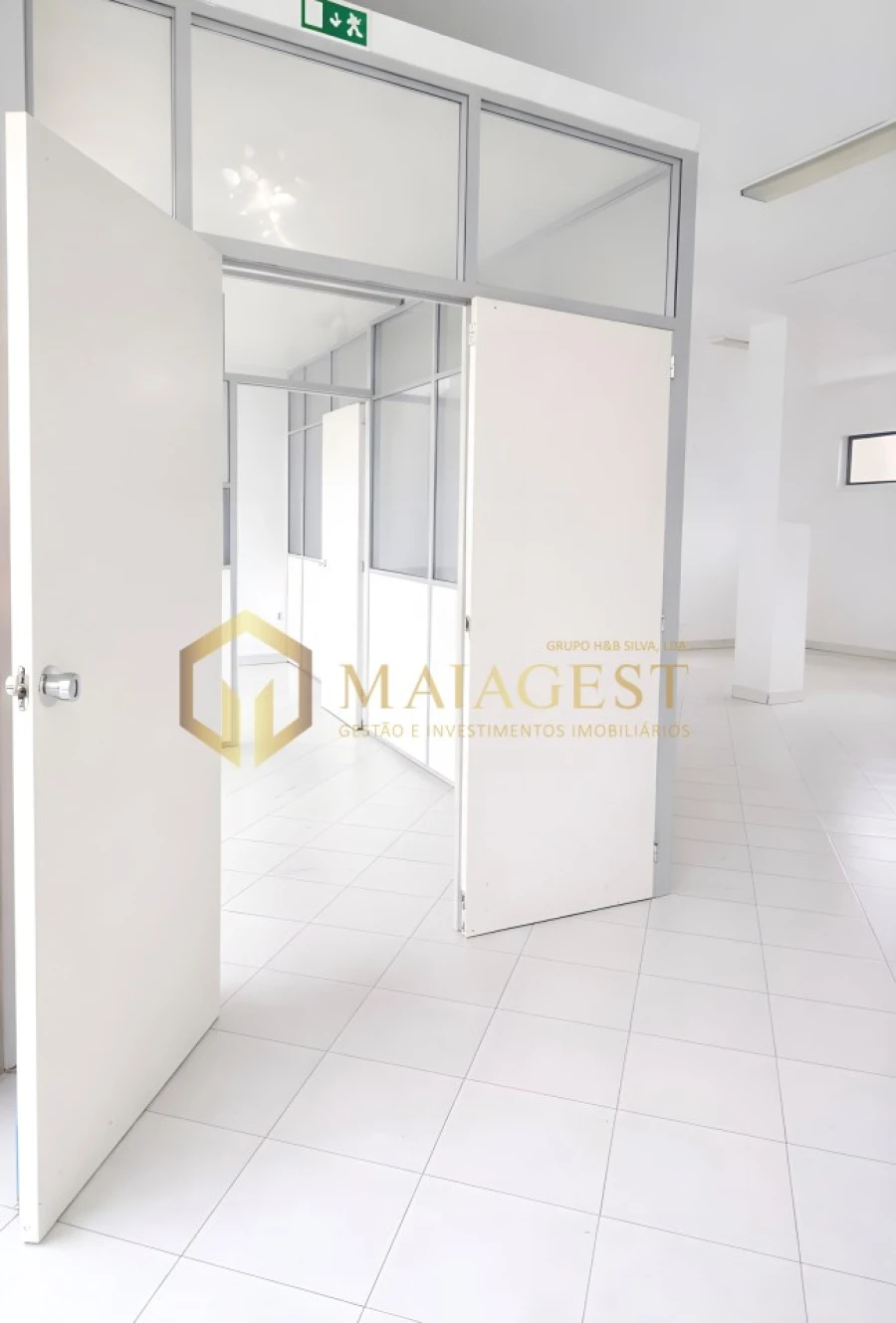 Loja para Arrendamento em Valongo Foto 6