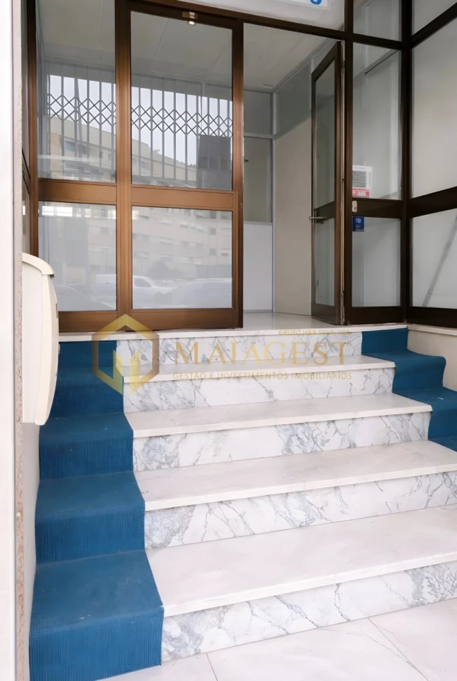 Loja para Arrendamento em Valongo Foto 9