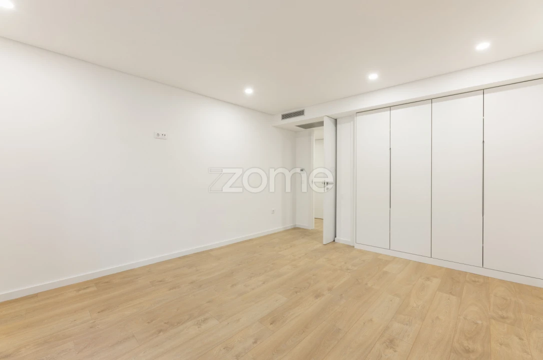 Apartamento T3 para Venda em Azurem Foto 13